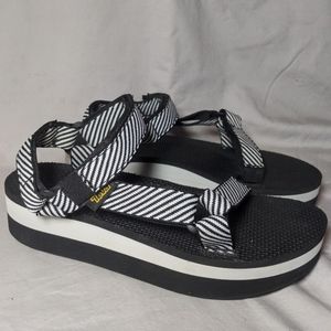 Tevas